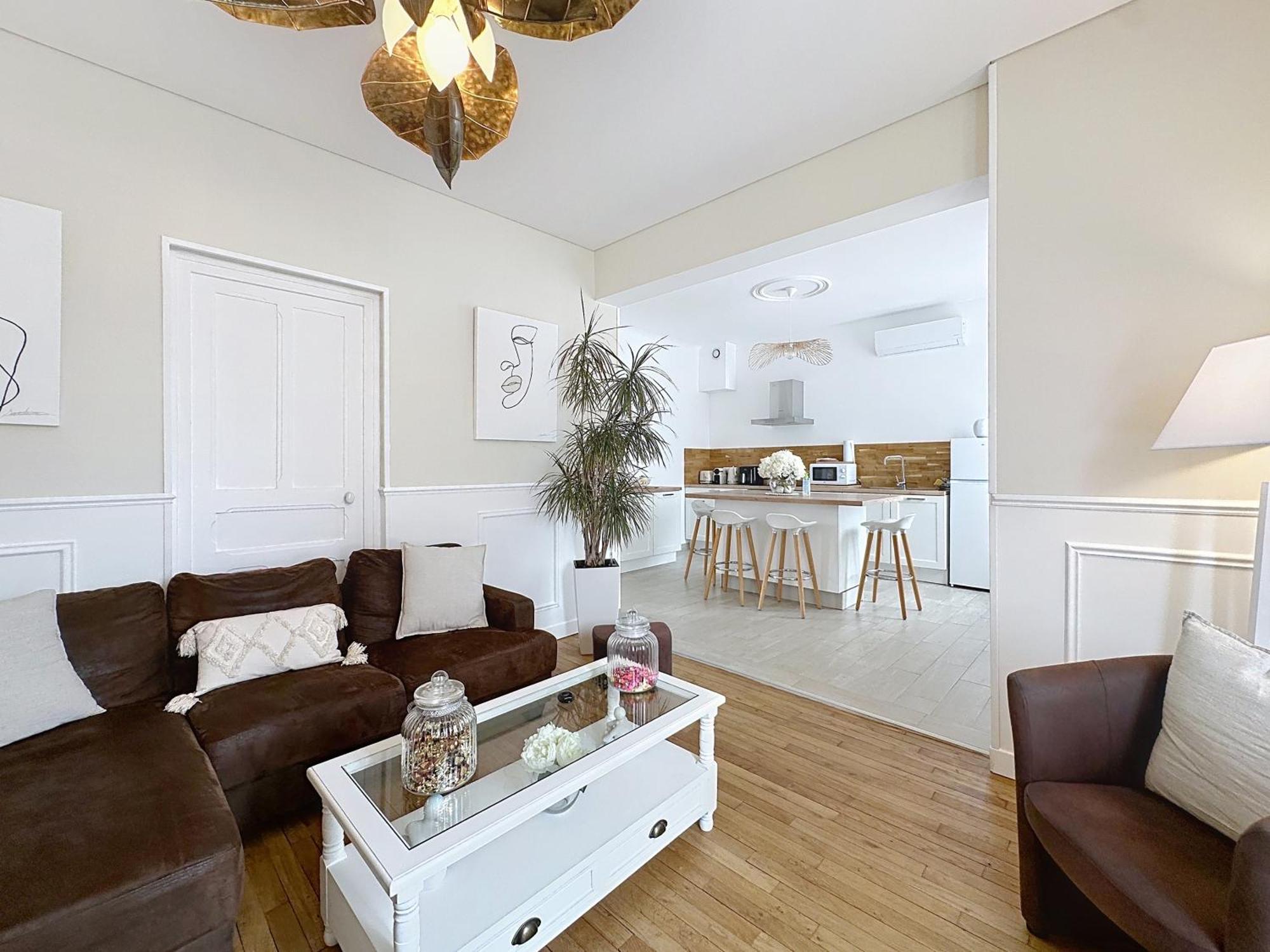 Charmante Maison 2 Chambres Avec Cour Et Jardin Sainte-Savine Εξωτερικό φωτογραφία